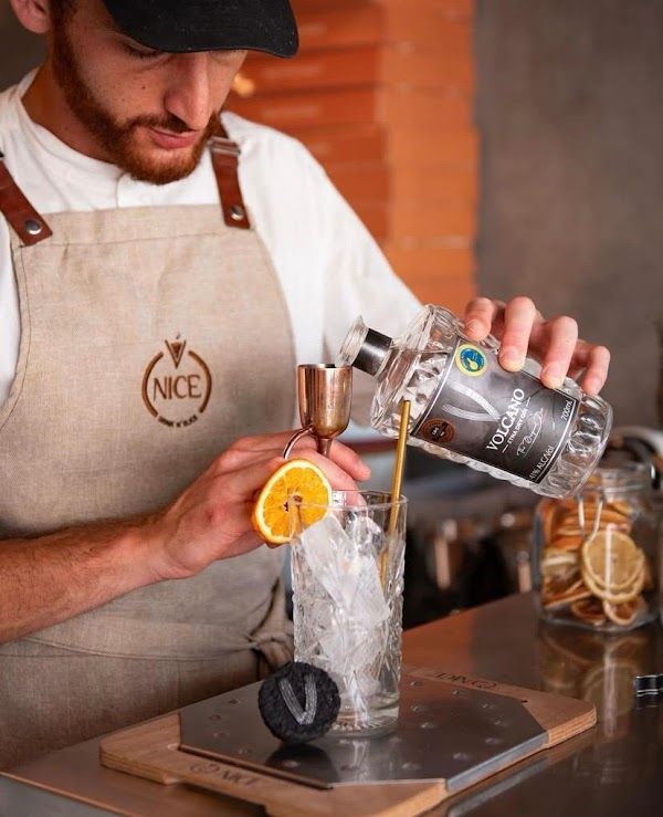 Il proprietario di Nice Pizza